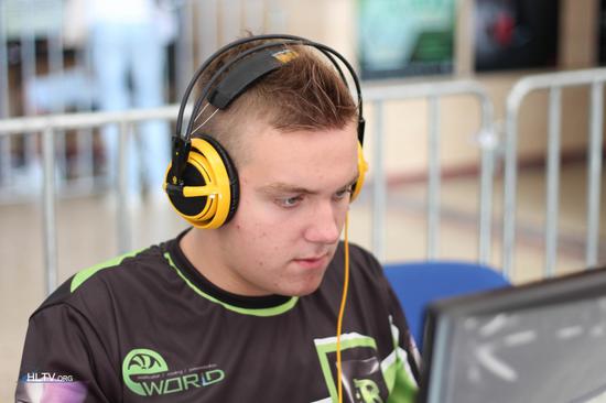 M80 以 3 圆胜利结束 StarLadder 布达佩斯 Major 2025 第一阶段，而 Lynn Vision 以 3 圆失利结束