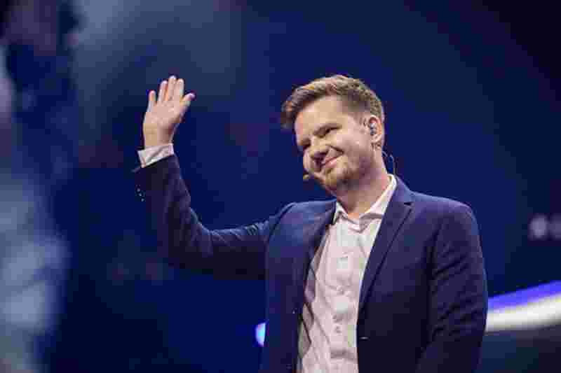 HLE官方：辅助Vsta和打野OnFleek确诊新冠